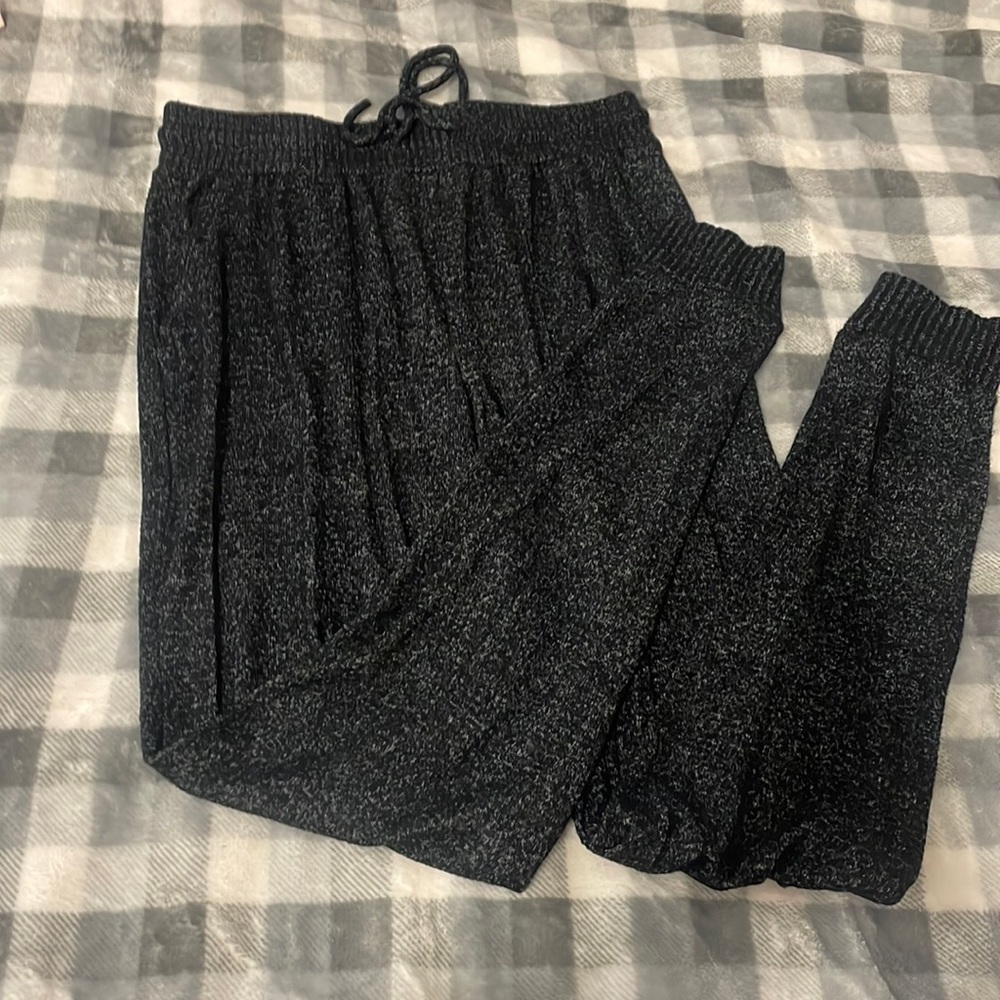 Extremely soft thin joggers!